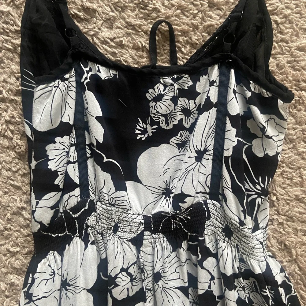 Romy Hibiscus Flower Design Spaghetti Strap Front Tie Dress - Picture 6 of 8